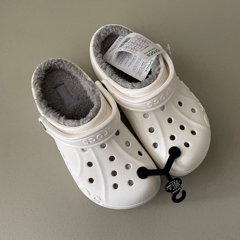 NWT CROCS Baya LINED Clogs W7 M5 WHITE with GRAY LINING
